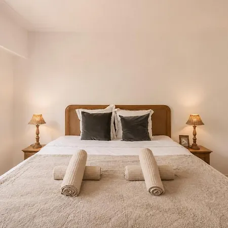 Beachfront Sea View 2 Bedrooms Διαμέρισμα